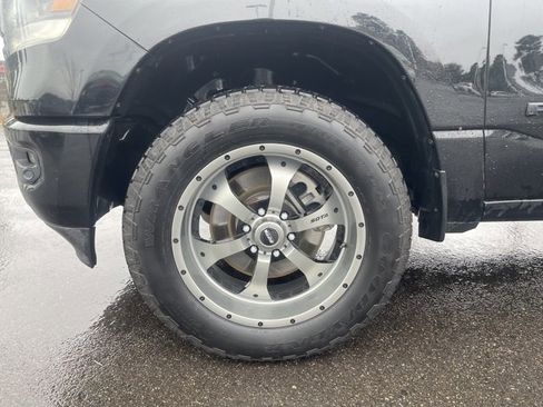 Used 2019 RAM 1500 Big Horn image 9