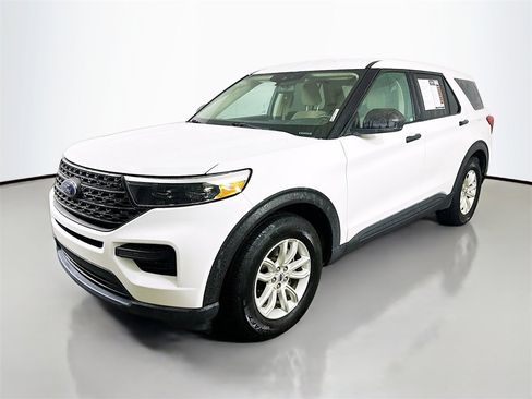 Used 2020 Ford Explorer Base image 3