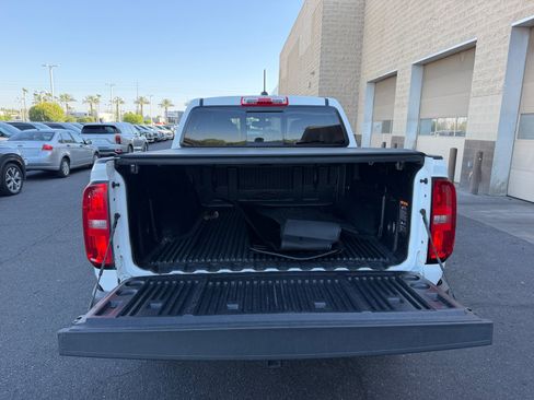 Used 2019 Chevrolet Colorado Z71 AWD/4WD image 32
