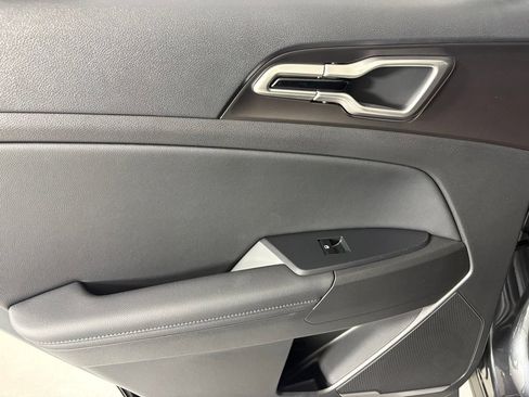 New 2026 Kia Sportage EX AWD/4WD image 34