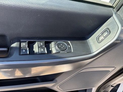 Used 2021 Ford F150 XLT image 12