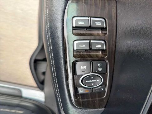 Used 2020 Kia Sorento LX w/ LX I4 Convenience Package FWD image 22