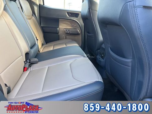 Used 2025 Ford Maverick Lariat image 36