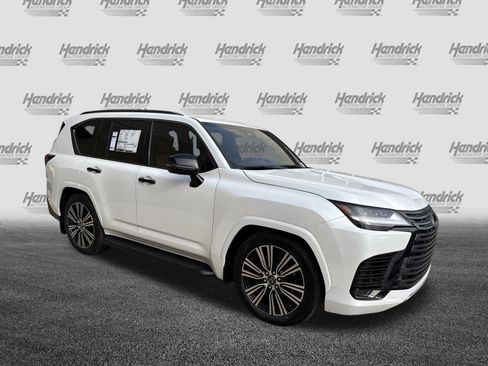 New 2026 Lexus LX 600 4WD w/ Luxury Package image 2