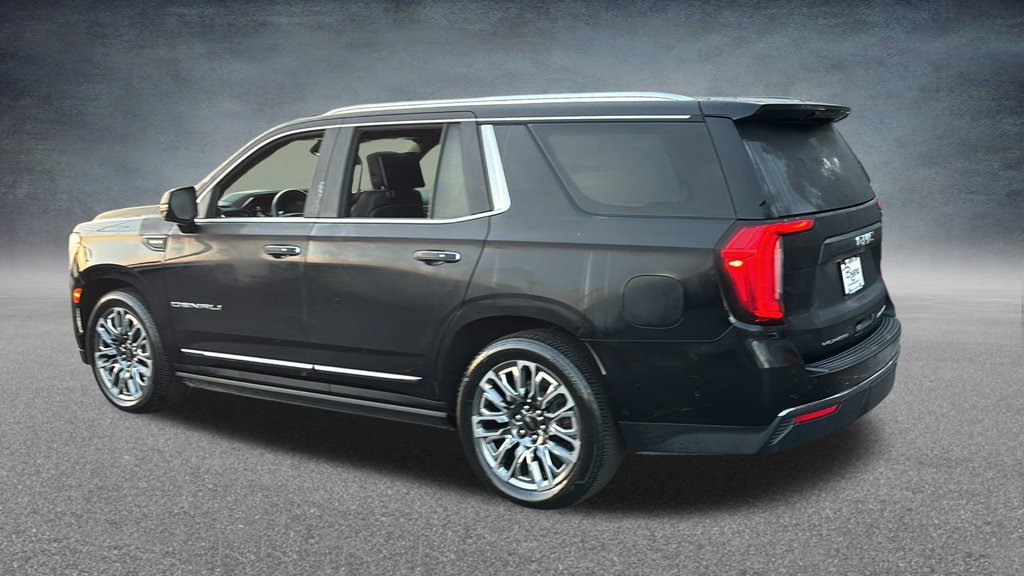 Used 2023 GMC Yukon Denali Ultimate AWD/4WD image 5