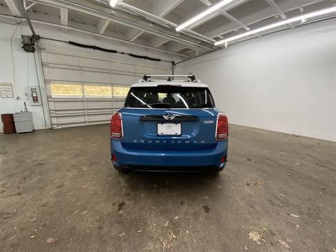 Used 2017 MINI Cooper Countryman image 5