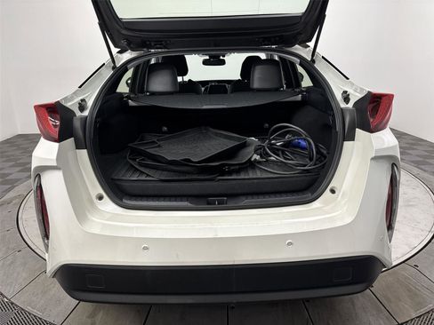 Used 2018 Toyota Prius Prime Advanced FWD image 21