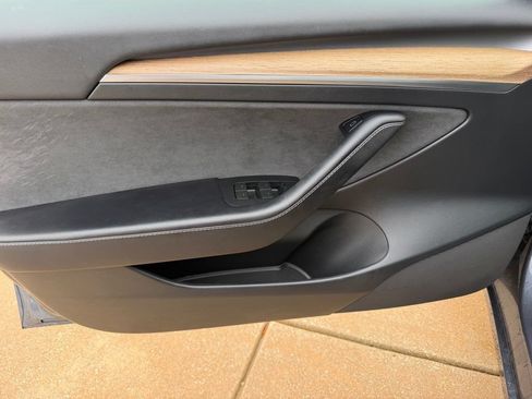 Used 2023 Tesla Model 3 Standard Range RWD image 12
