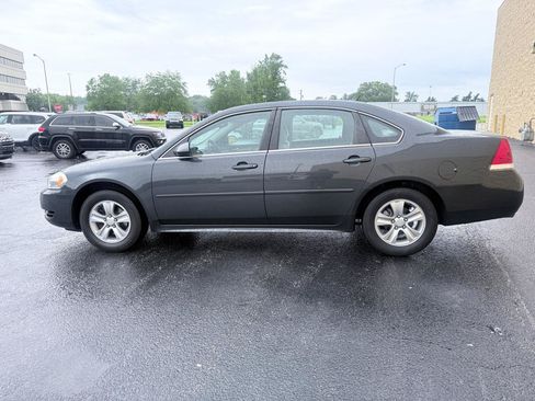 Used 2016 Chevrolet Impala Limited LS FWD image 2
