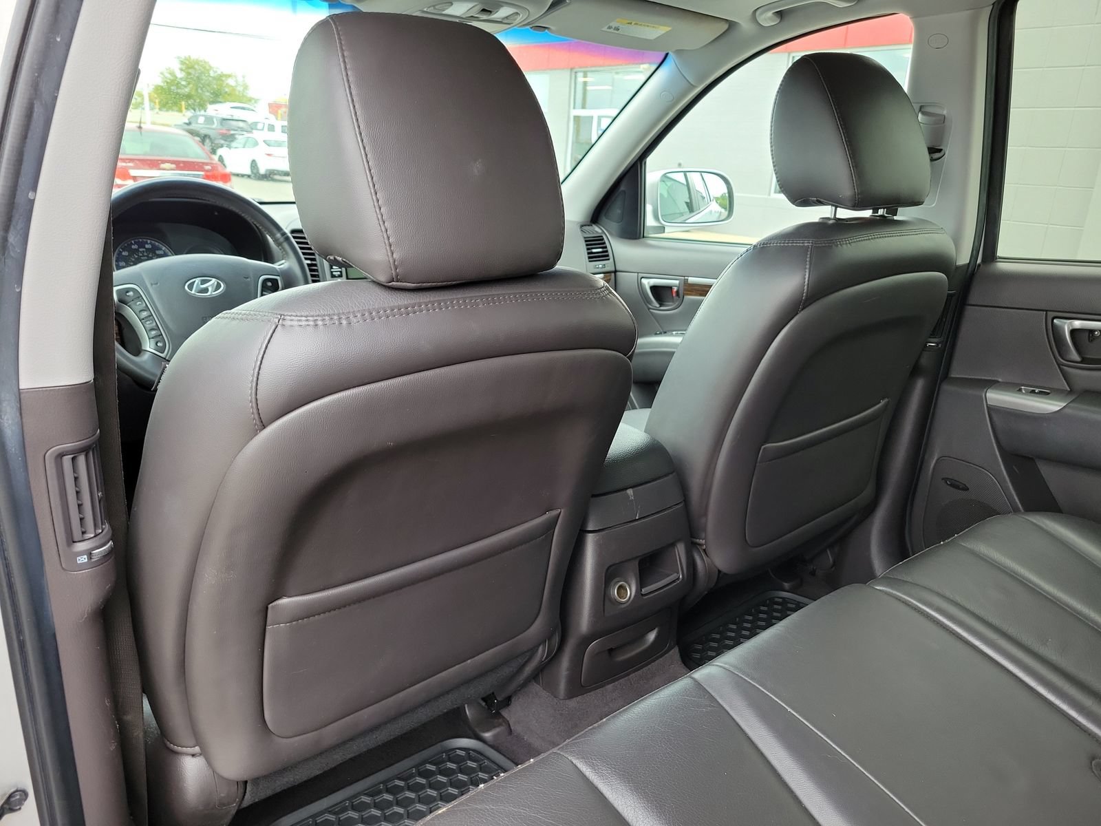 Used 2011 Hyundai Santa Fe Limited FWD image 12