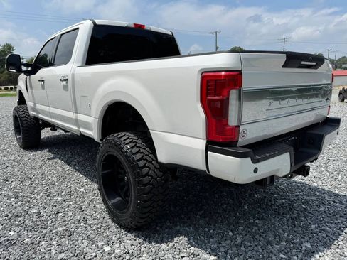 Used 2018 Ford F250 Platinum w/ Platinum Ultimate Package AWD/4WD image 5