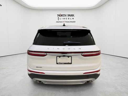 New 2026 Lincoln Corsair Premiere FWD image 26
