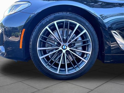 Certified 2023 BMW 530i w/ Premium Package RWD image 10
