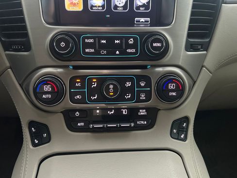 Used 2020 GMC Yukon XL Denali w/ Denali Premium Package AWD/4WD image 20