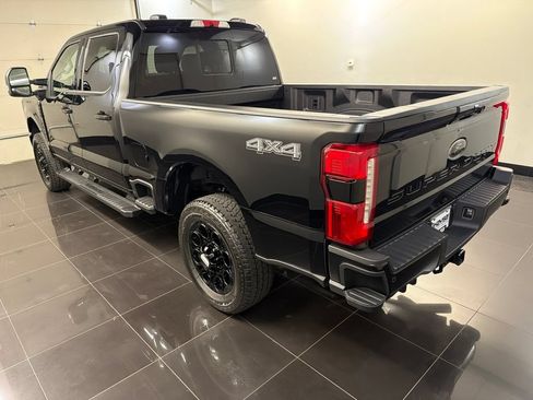 New 2026 Ford F250 Lariat w/ Black Appearance Package AWD/4WD image 4