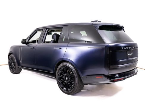 Used 2023 Land Rover Range Rover Long Wheelbase Autobiography AWD/4WD image 3