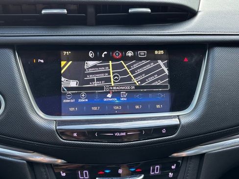 Used 2019 Cadillac XT5 Premium Luxury image 47