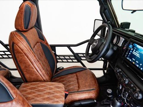 Used 2026 Jeep Wrangler Unlimited Sport AWD/4WD image 42