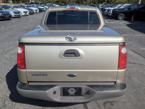 Used 2003 Ford Explorer Sport Trac XLT image 8