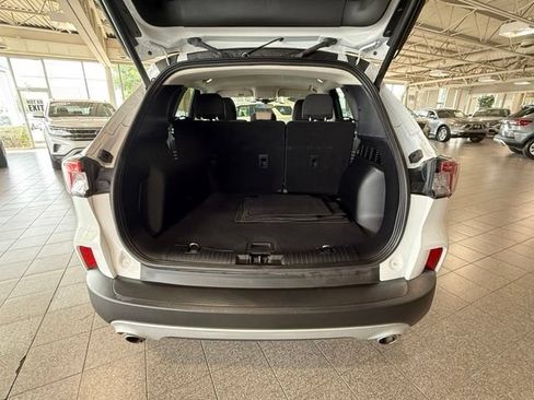 Used 2022 Ford Escape SE w/ Convenience Package FWD image 8