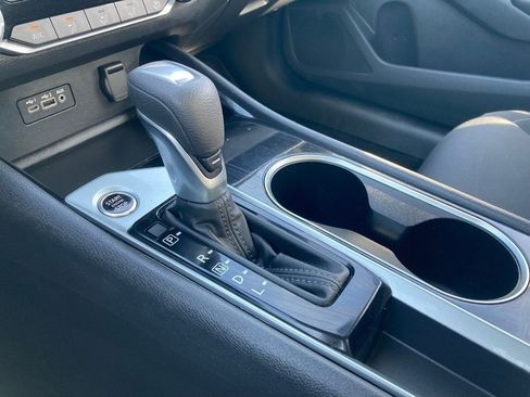 Used 2024 Nissan Altima 2.5 SV image 25