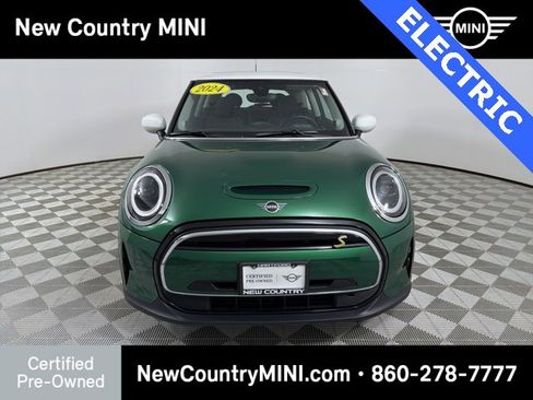 Certified 2024 MINI Cooper SE image 2