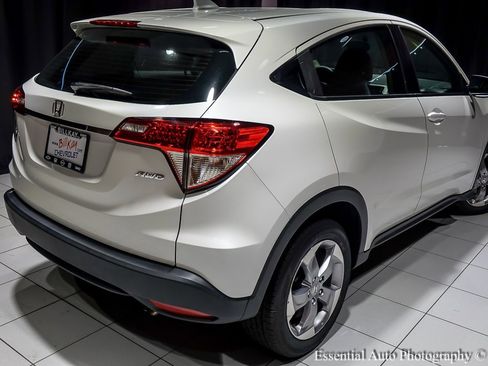 Used 2021 Honda HR-V LX image 11