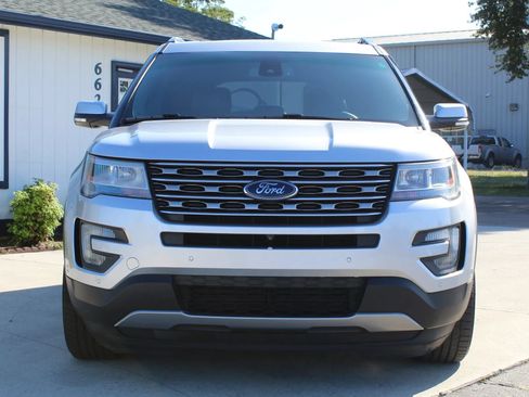 Used 2016 Ford Explorer Limited w/ Equipment Group 301A AWD/4WD image 8