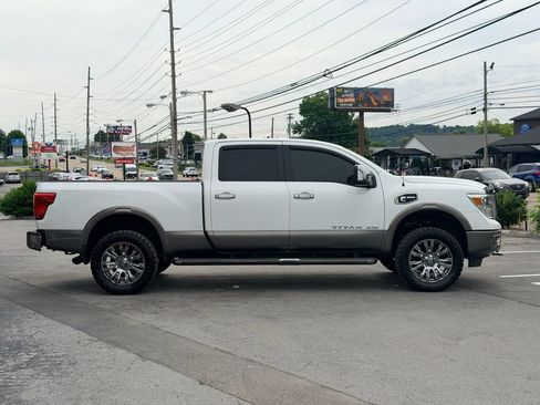 Used 2017 Nissan Titan Platinum Reserve AWD/4WD image 7
