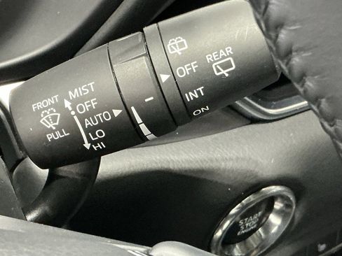 Used 2020 MAZDA CX-5 Touring image 15