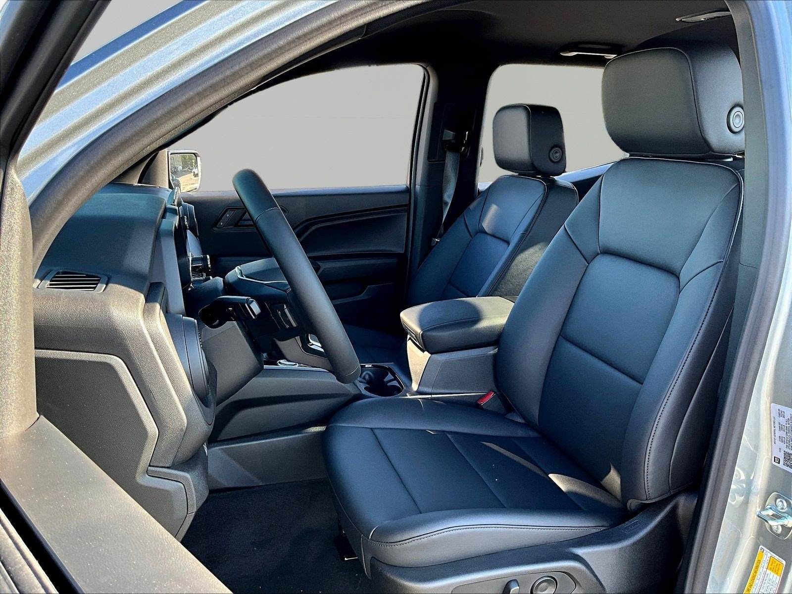 New 2026 Chevrolet Colorado Trail Boss w/ Midnight Edition AWD/4WD image 16