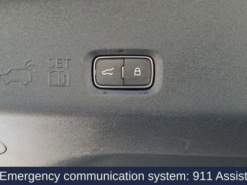 Used 2025 Ford Expedition Max Platinum image 16