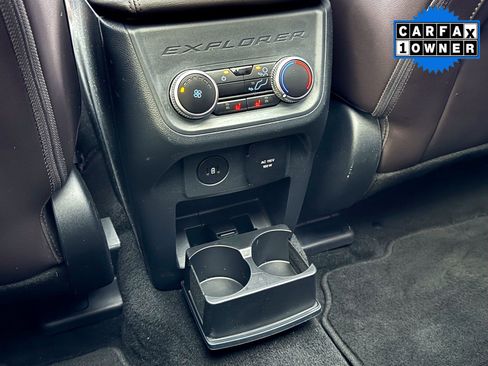 Used 2025 Ford Explorer Platinum w/ LUX Leather Package image 21