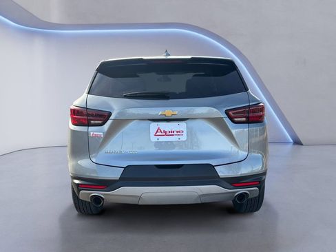 Used 2025 Chevrolet Blazer LT image 4