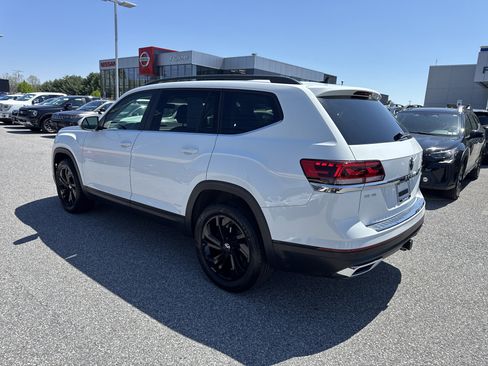 Used 2023 Volkswagen Atlas SE w/ Panoramic Sunroof Package image 26