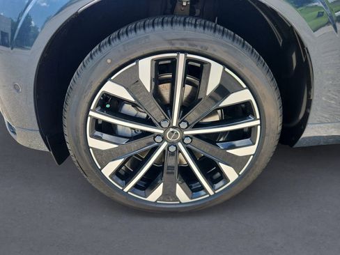 New 2026 Volvo XC60 T8 Ultra w/ Protection Package Premier AWD/4WD image 8