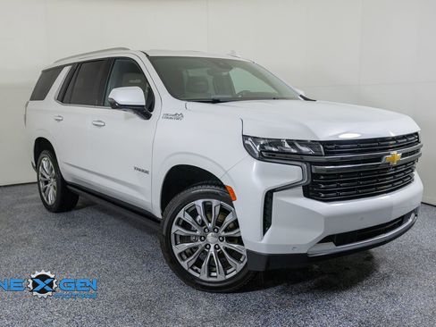 Used 2023 Chevrolet Tahoe High Country AWD/4WD image 1