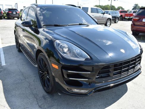 Used 2016 Porsche Macan Turbo AWD/4WD image 4