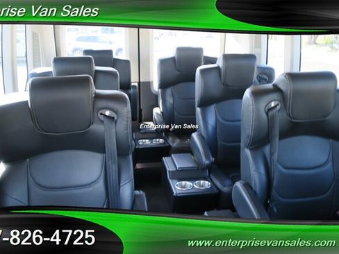 Used 2023 Ford Transit 350 XLT RWD image 14