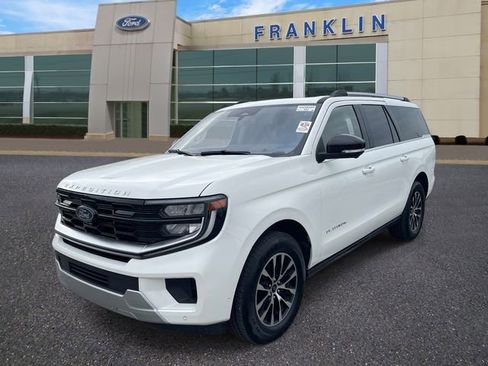 Used 2025 Ford Expedition Max Platinum image 3