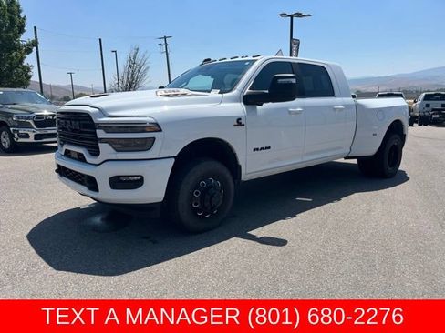 Used 2025 RAM 3500 Laramie w/ Night Edition AWD/4WD image 8