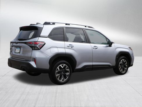Used 2026 Subaru Forester Premium AWD/4WD image 7