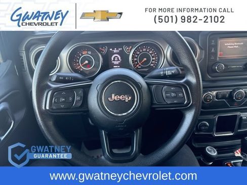 Used 2021 Jeep Wrangler Unlimited Sport AWD/4WD image 16