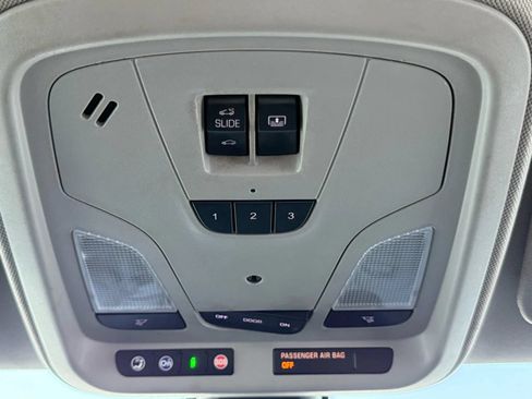 Used 2019 Chevrolet Impala LT w/ Sunroof and Spoiler Package FWD image 22