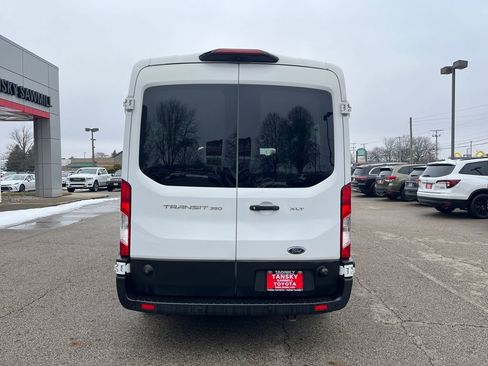 Used 2019 Ford Transit 350 XLT image 4