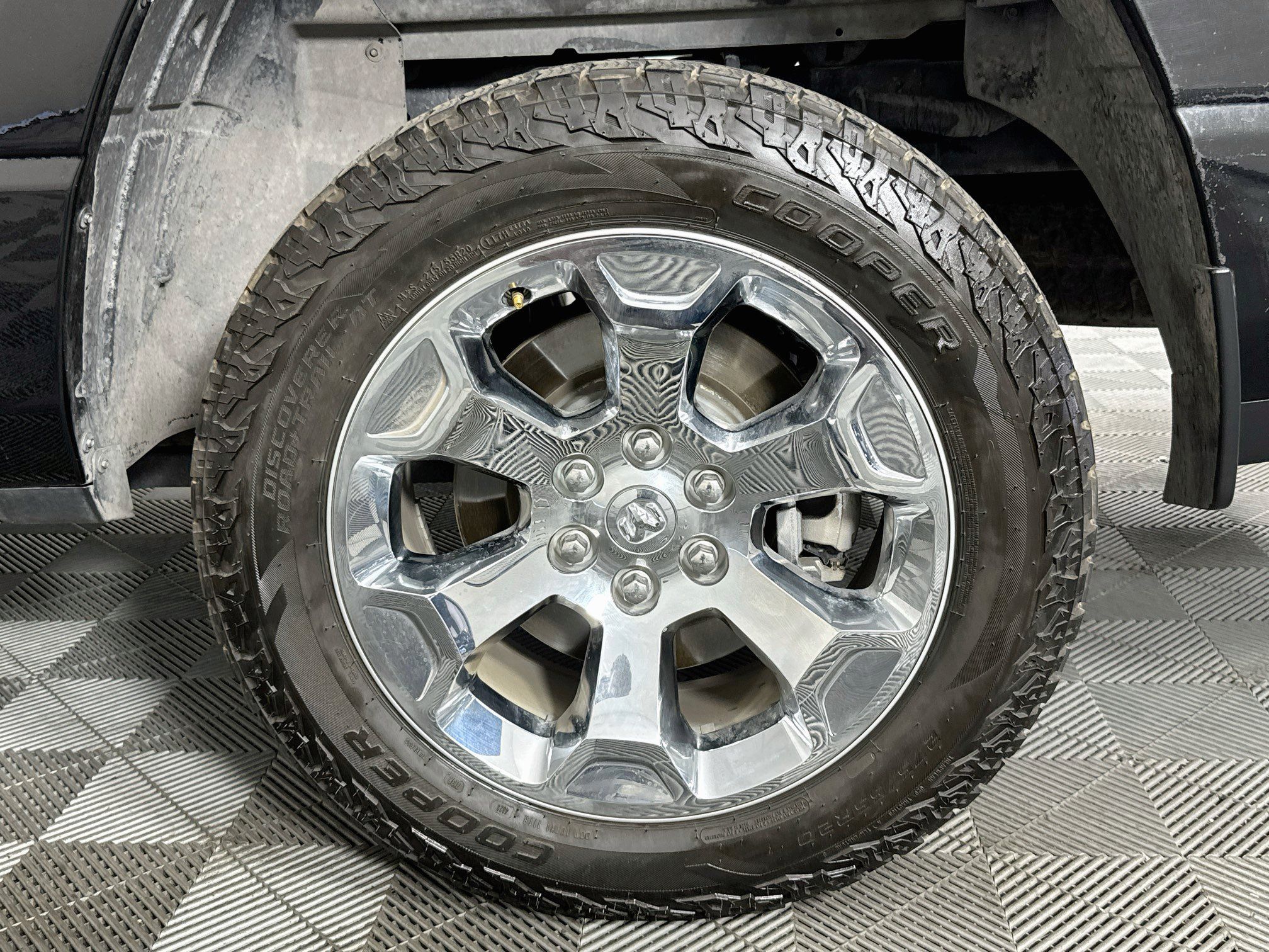 Used 2023 RAM 1500 Big Horn AWD/4WD image 35