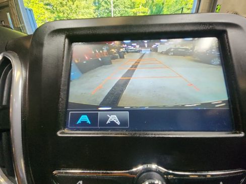 Used 2018 Chevrolet Equinox LT AWD/4WD image 18
