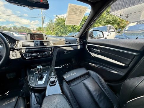 Used 2016 BMW 328i xDrive Sedan AWD/4WD image 18