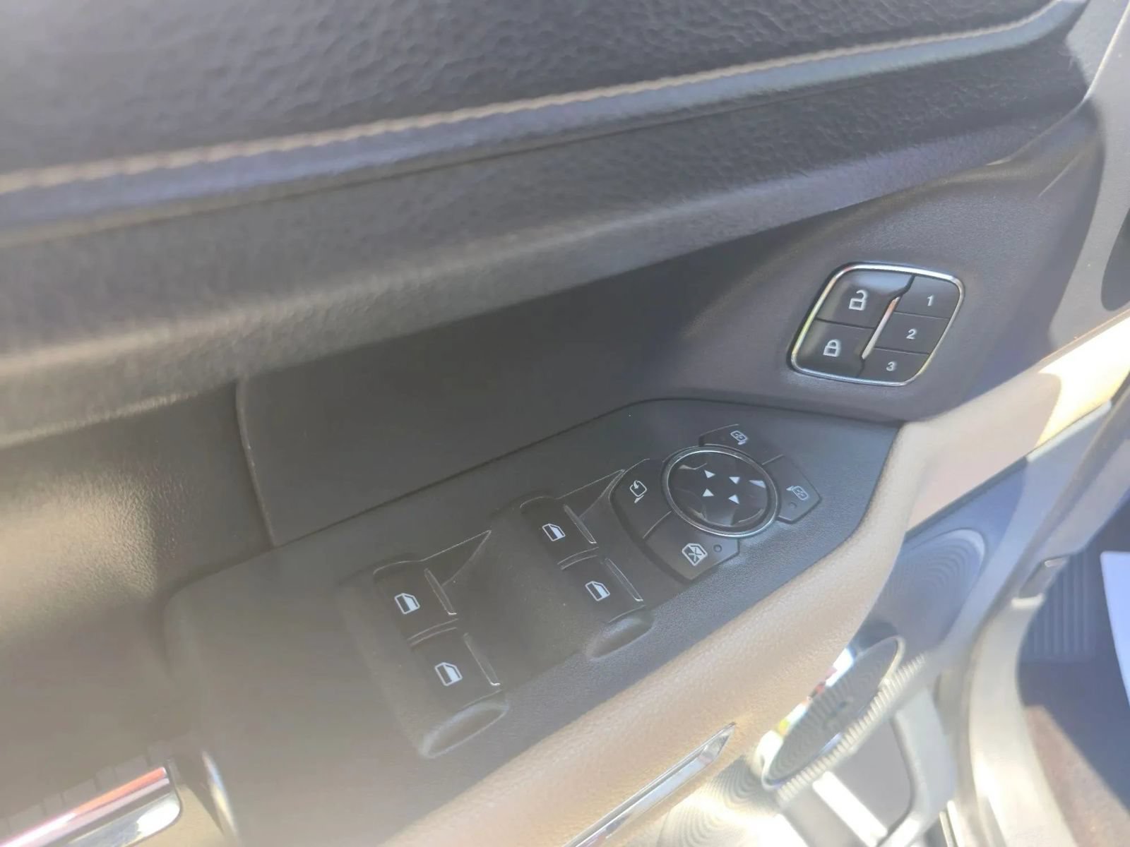Used 2022 Ford Expedition Max Limited RWD image 14