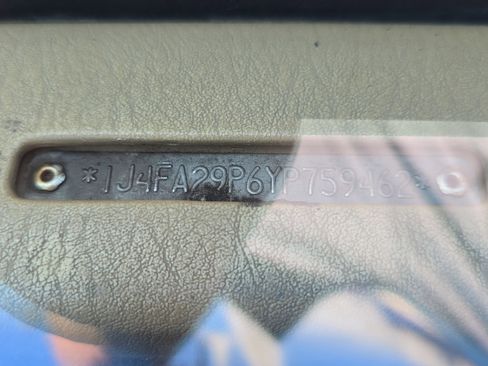 Used 2000 Jeep Wrangler SE image 37